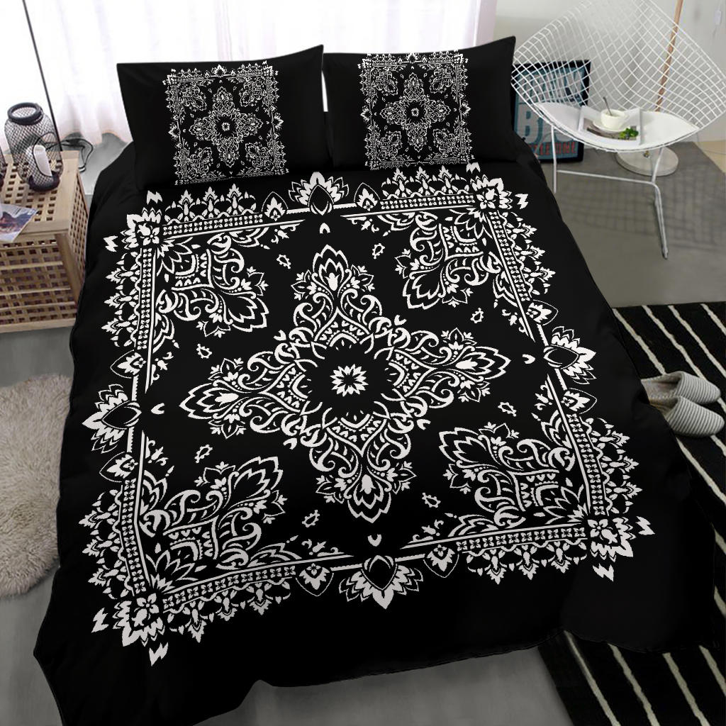 D2 Duvet Cover Set - Black and White Bandana w Shams
