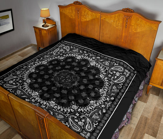 Quilt 2 Gray on Black Plain