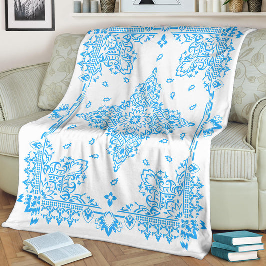 Ultra Plush 3 Lt Blue on White Bandana Throw Blanket