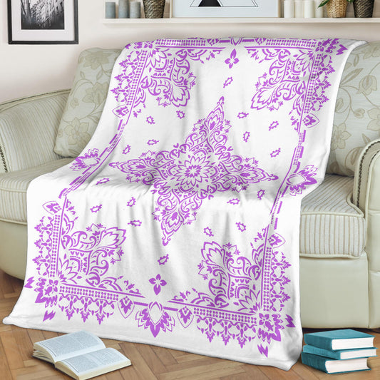 Ultra Plush 3 Magneta on White Bandana Throw Blanket