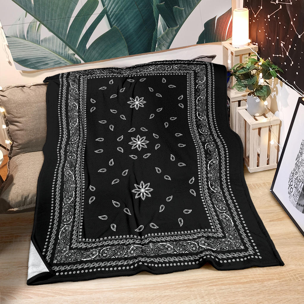 Ultra Plush 4 White on Black Bandana Throw Blanket