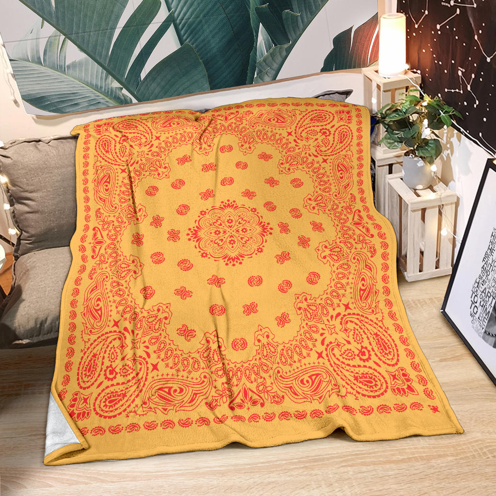 Ultra Plush 4 Red on Peach Bandana Throw Blanket