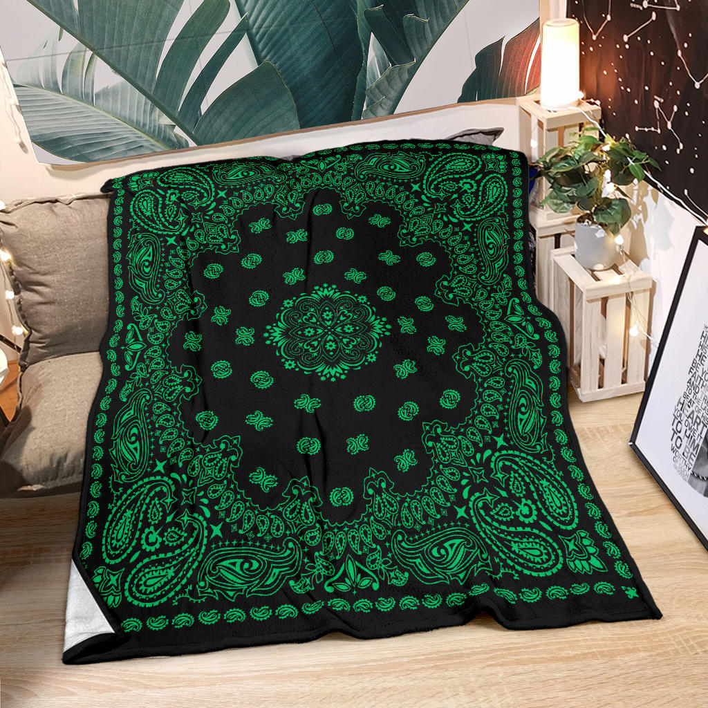 Ultra Plush 2 Green on Black Bandana Blanket Throw