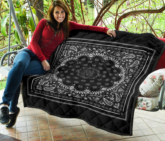 Quilt 2 Gray on Black w Gray Sq.