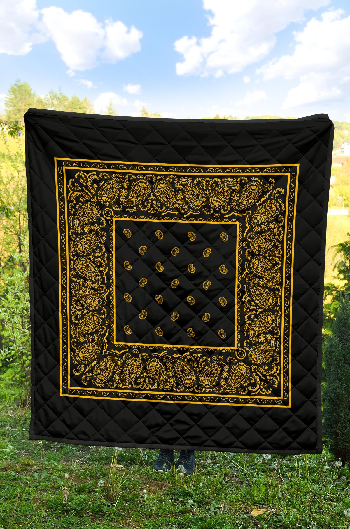 Quilt - Black Gold Bandana Quilt