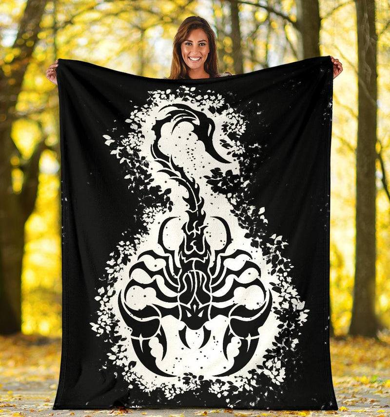 Tattoo Scorpion Tribal Throw Blanket