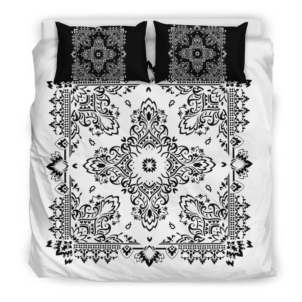 D2 Duvet Set - Black on White Bandana w Inverse Shams