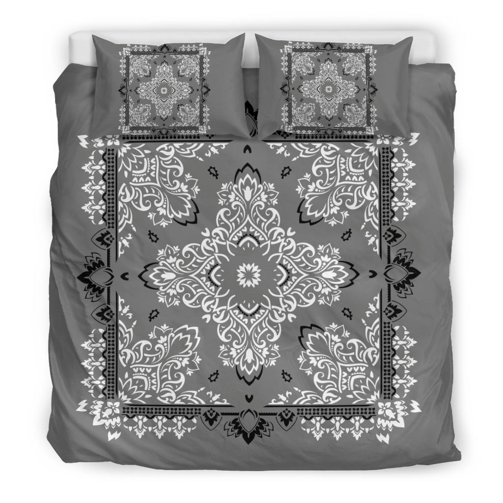 D2 Duvet Cover Set - Gray and White w Matching Shams