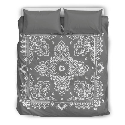 D2 Duvet Cover Set - Gray and White w Shams