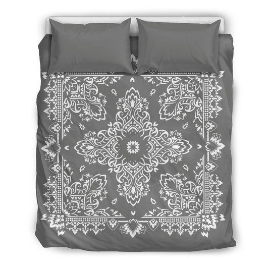 D2 Duvet Cover Set - Gray and White w Shams