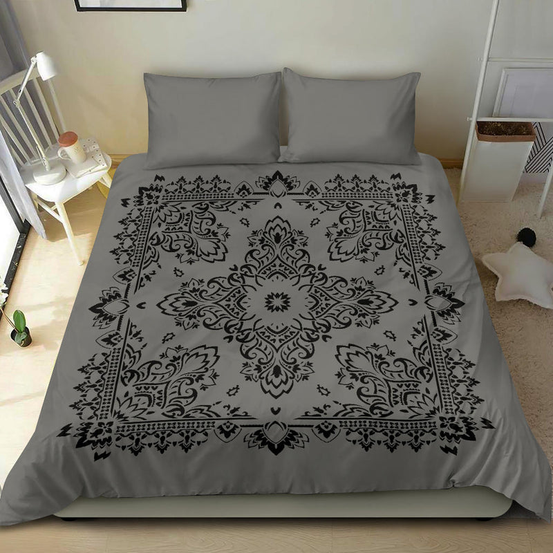 D2 Duvet Set - Gray and Black Bandana with Gray Shams