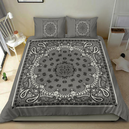 D4 Duvet Cover Set - Traditional Gray Bandana w Shams