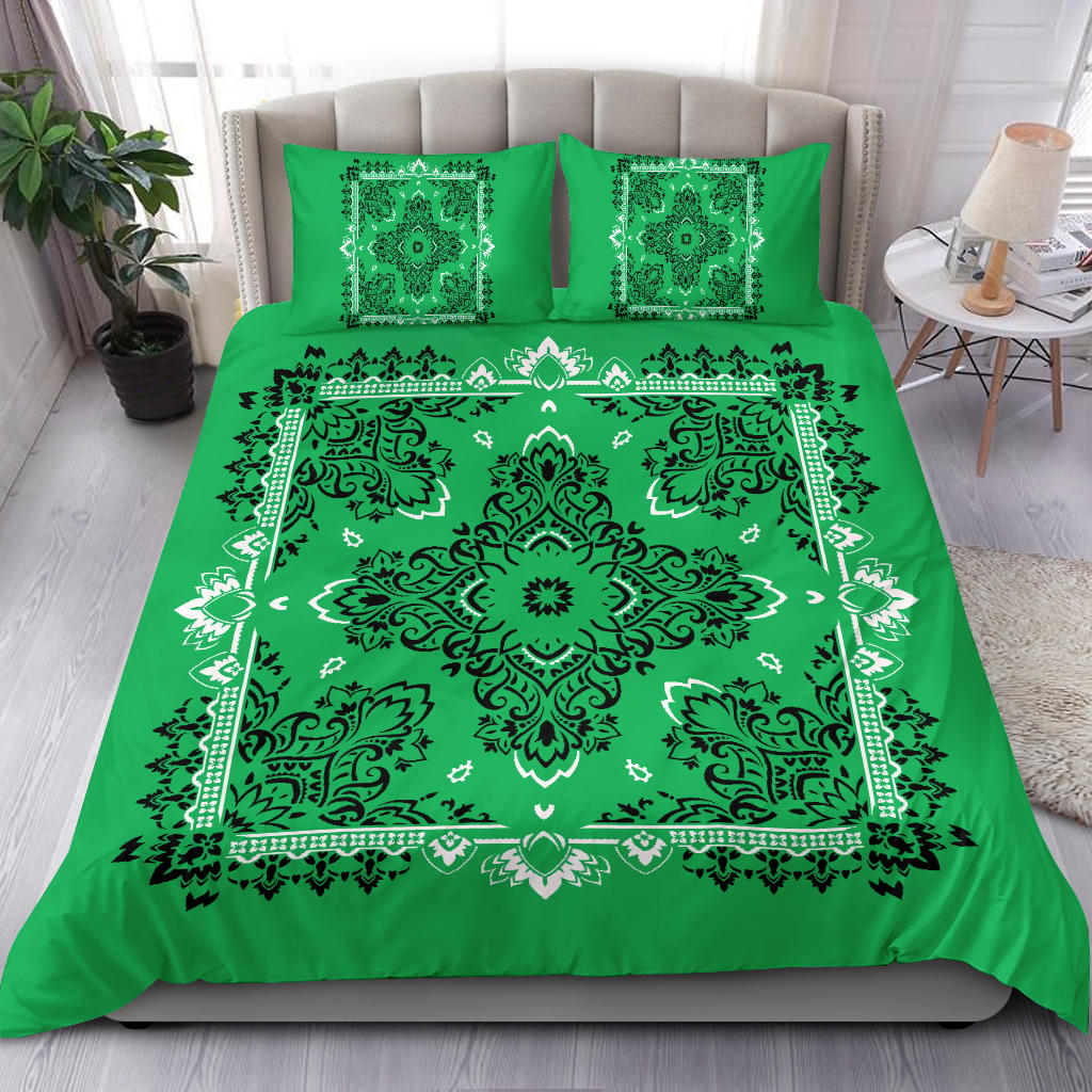 D2 Duvet Cover Set - Traditional Green Bandana w Shams