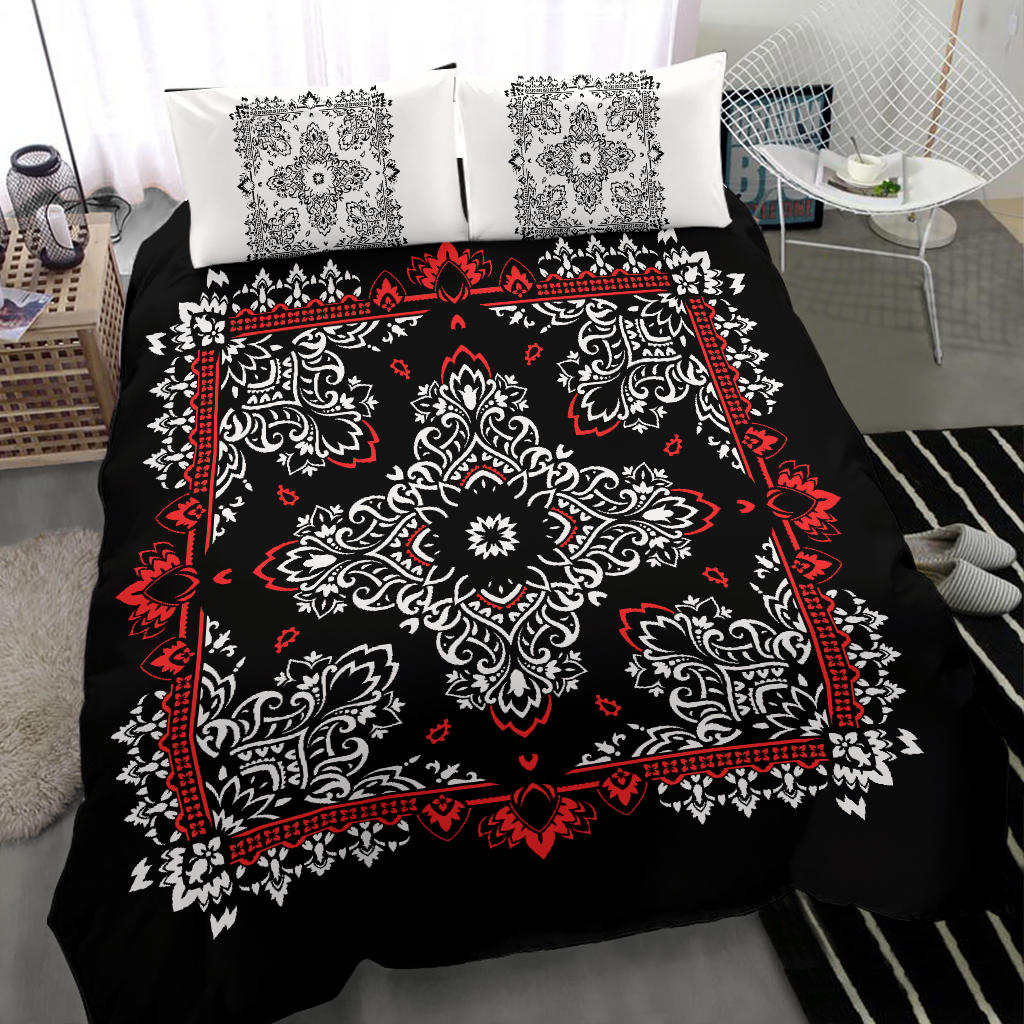 D2 Duvet Set - Black Bandana w White Shams