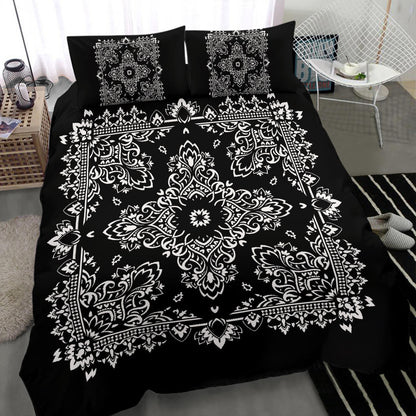 D2 Duvet Cover Set - Black and White Bandana w Shams