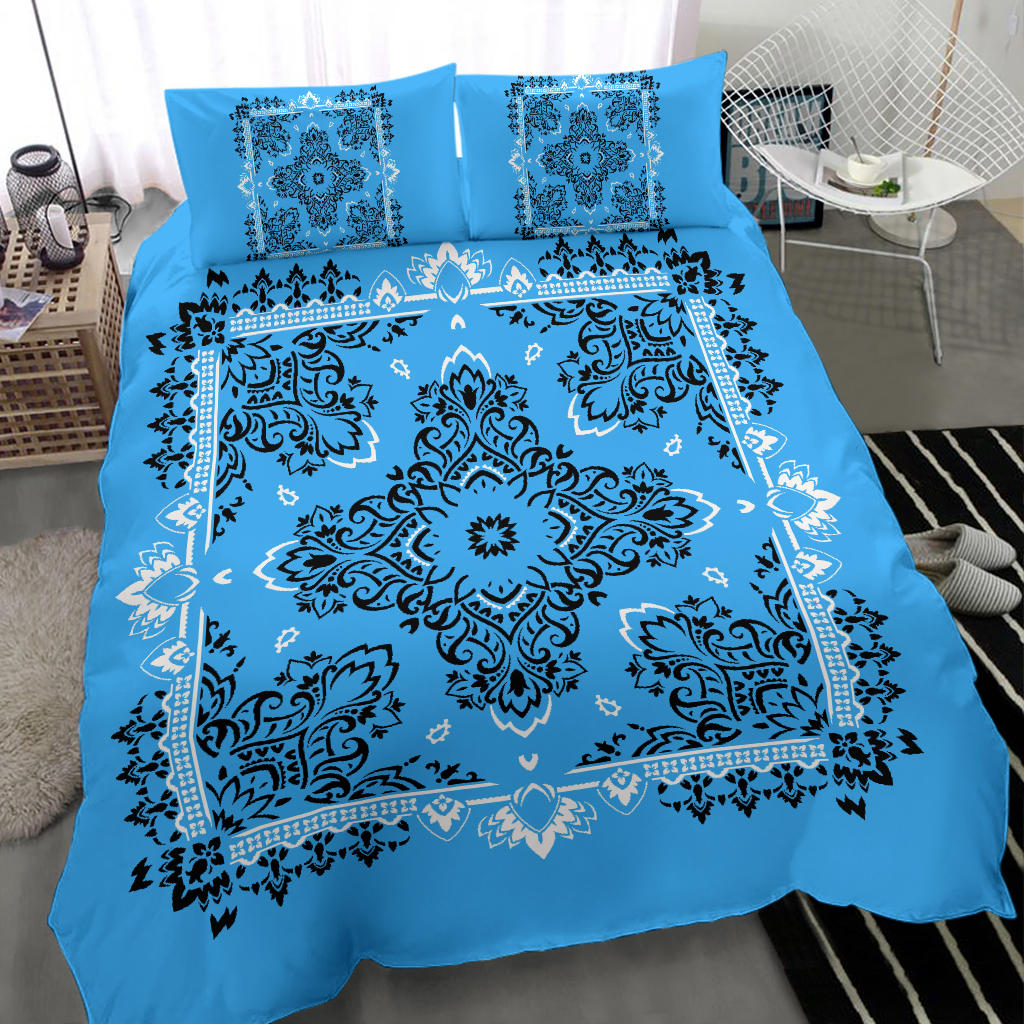 D2 Duvet Set - Lt Blue and White Traditional Bandana w Shams