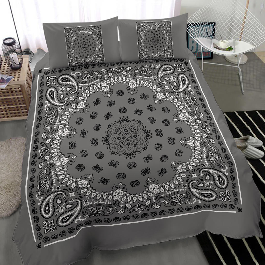 D4 Duvet Cover Set - Traditional Gray Bandana w Shams