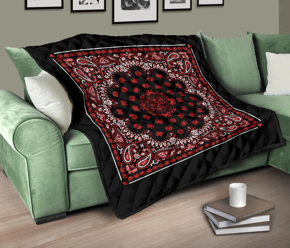 Quilt 2 Red Bandana on Black Plain