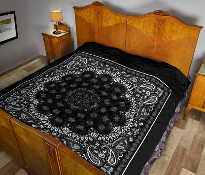 Quilt 2 Gray on Black Plain