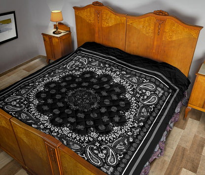 Quilt 2 Gray on Black w Gray Sq.