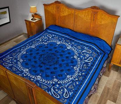 Quilt 2 Black Bandana on Blue Black Sq