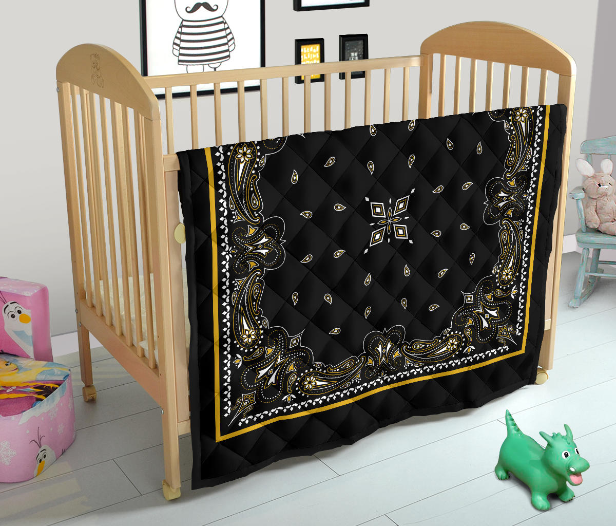 Quilt 5 Black Gold Bandana Quilt