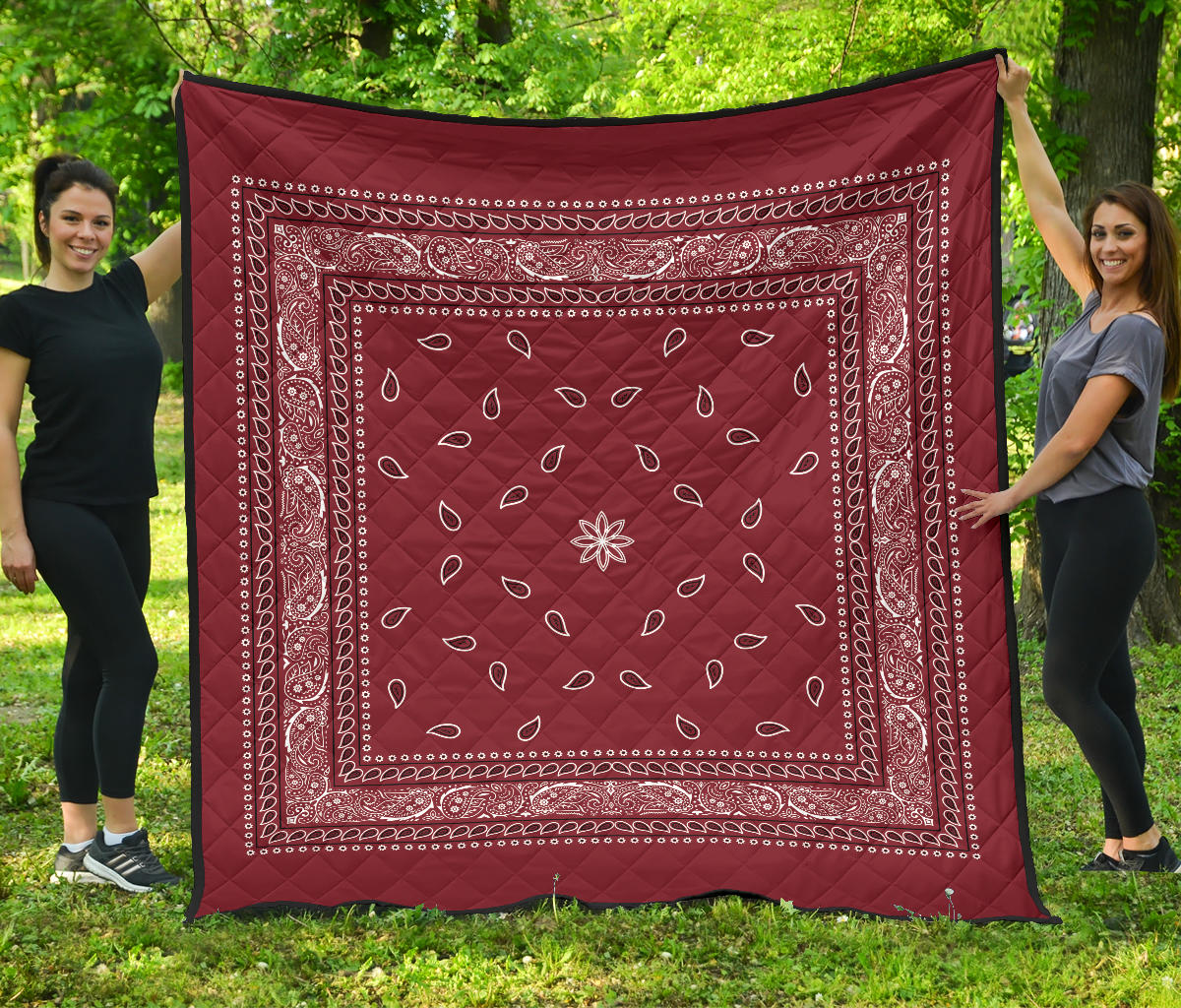 Quilt 4 Black White Bandana on Maroon