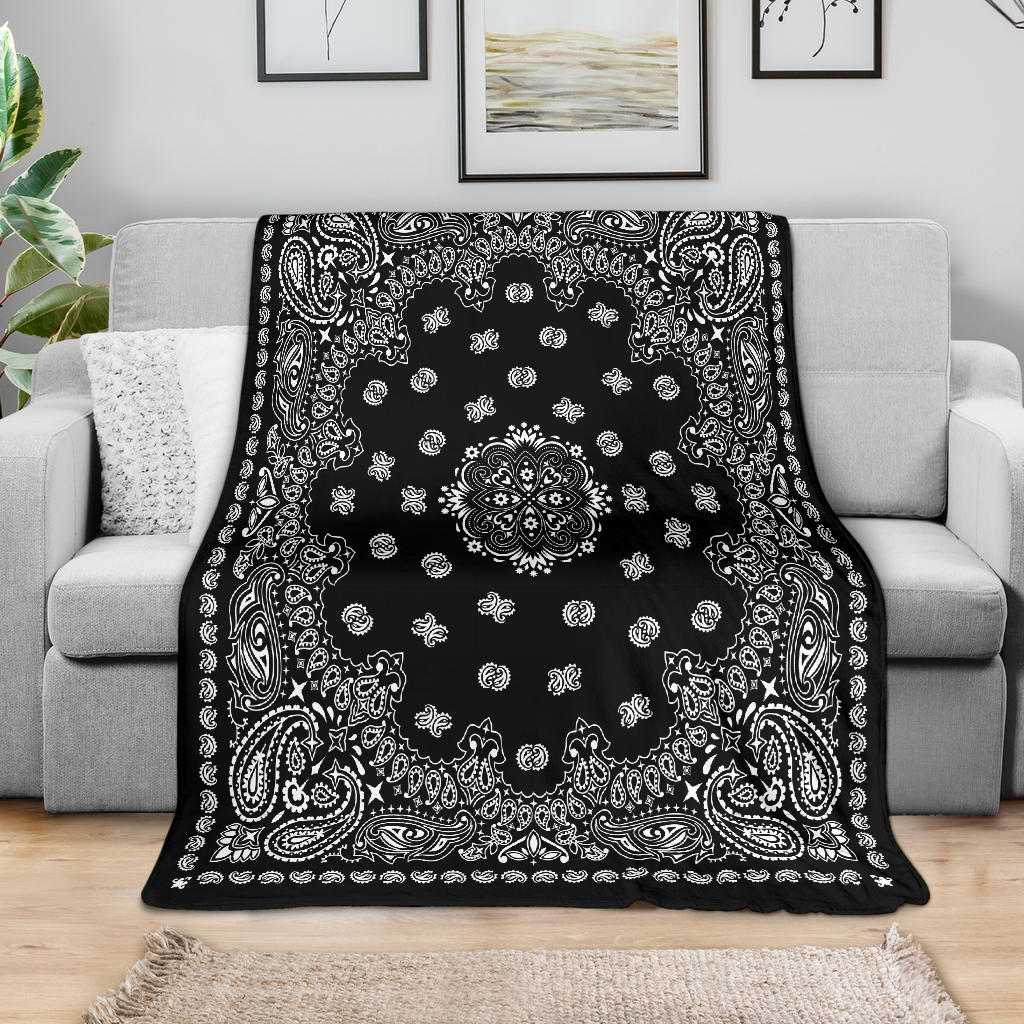 Ultra Plush 2 White on Black Bandana Throw Blanket