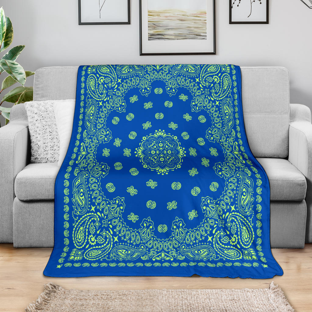 Ultra Plush 2 Lime on Cobalt Bandana Throw Blanket