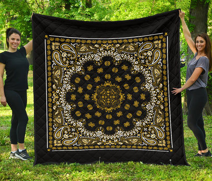 Quilt 2 Gold Bandana on Black Plain