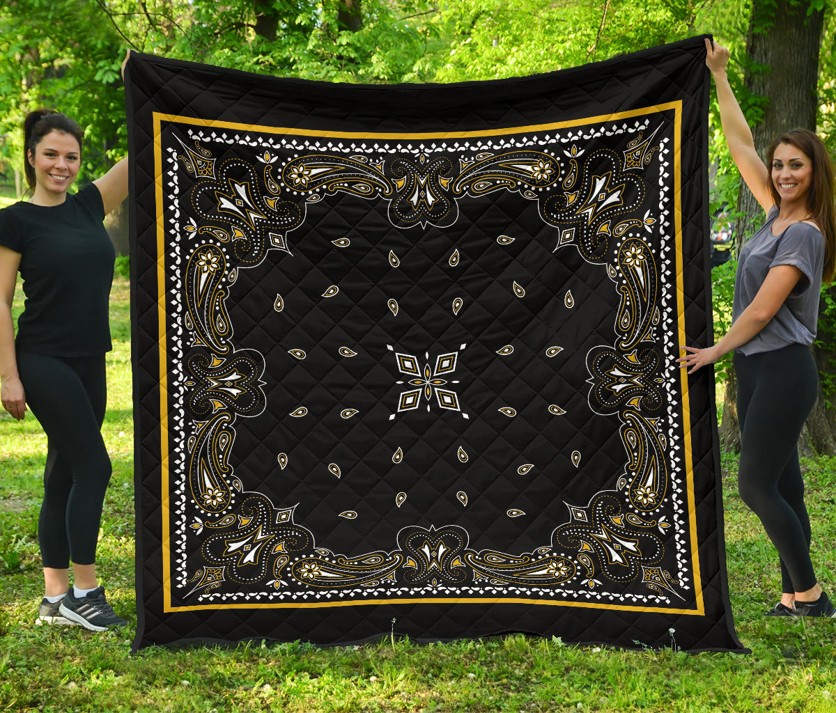 Quilt 5 Black Gold Bandana Quilt