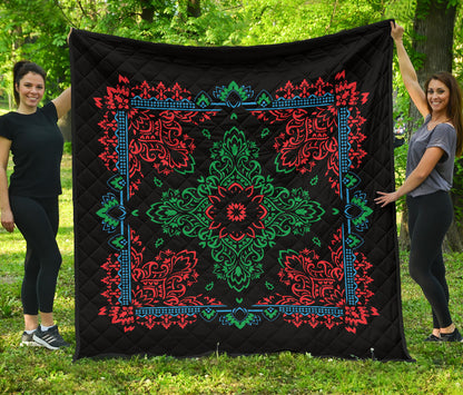 Quilt 3 Tri Color on Black