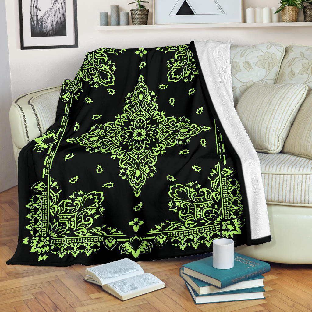 Ultra Plush 3 Lime on Black Bandana Throw Blanket