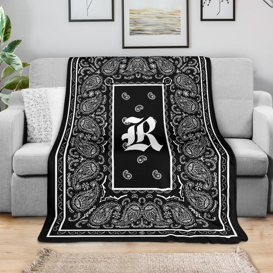 Black Ultra Plush Bandana Blanket - R oe