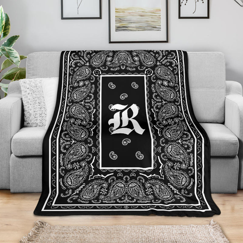 Black Ultra Plush Bandana Blanket - R oe