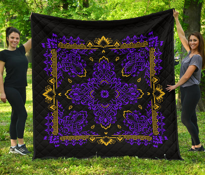 Quilt 3 Violet Gold Bandana on Black