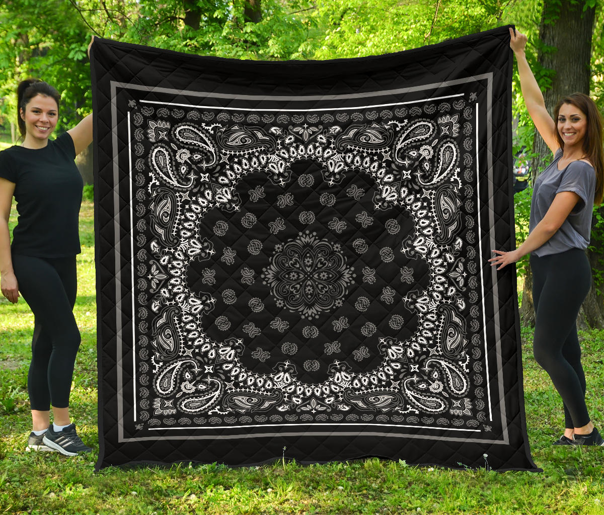Quilt 2 Gray on Black w Gray Sq.