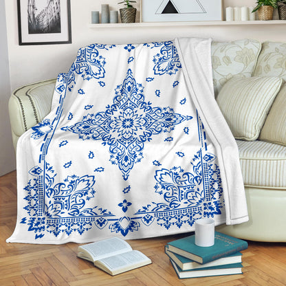 Ultra Plush 3 Blue on White Bandana Throw Blanket