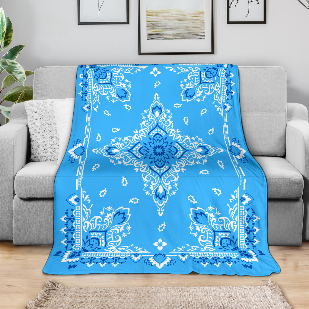 Ultra Plush 3 White and Blue on Lt Blue Bandana Throw Blanket