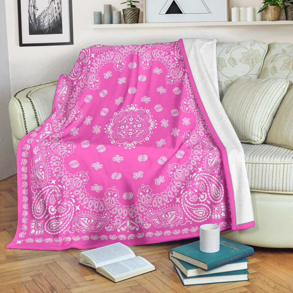 Ultra Plush 2 White on Pink Bandana Throw Blanket