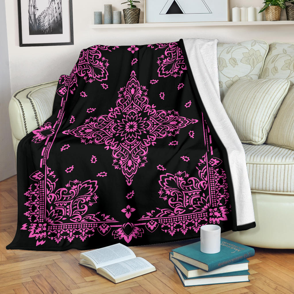 Ultra Plush 3 Pink on Black Bandana Throw Blanket