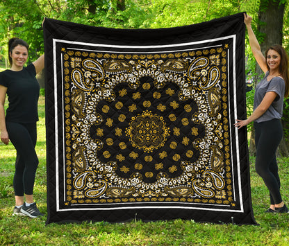 Quilt 2 Gold Bandana on Black White Border