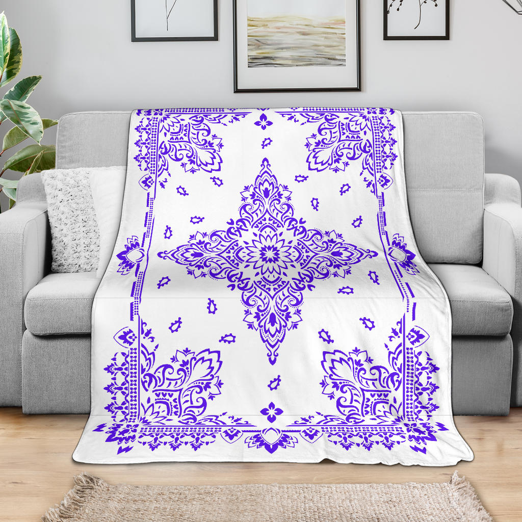 Ultra Plush 3 Violet on White Bandana Throw Blanket