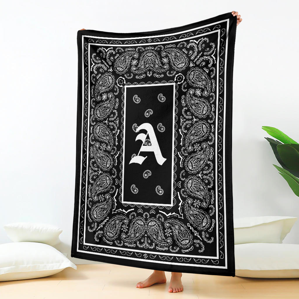 Black Ultra Plush Bandana Blanket - A oe