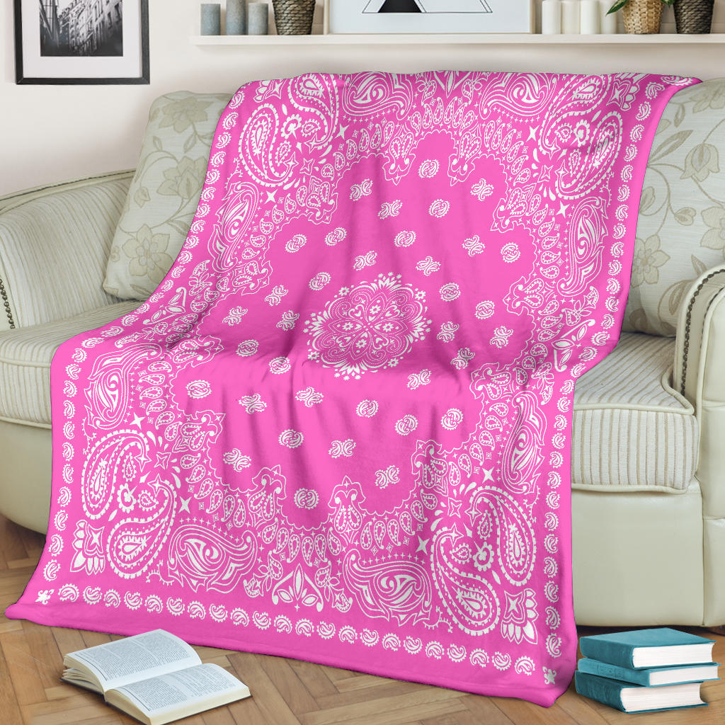 Ultra Plush 2 White on Pink Bandana Throw Blanket