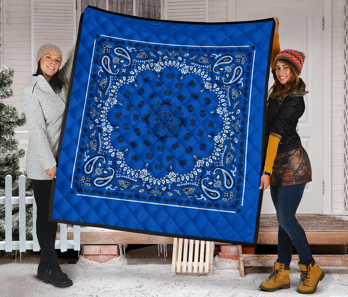 Quilt 2 Black Bandana on Blue