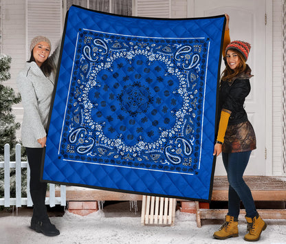 Quilt 2 Black Bandana on Blue