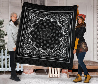 Quilt 2 Gray on Black w Gray Sq.