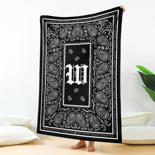 Black Ultra Plush Bandana Blanket - W oe