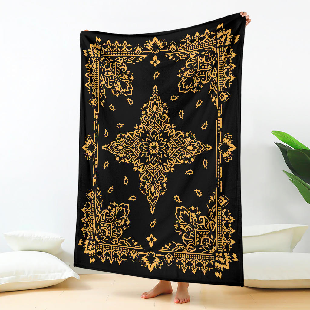Ultra Plush 3 Peach on Black Bandana Throw Blanket